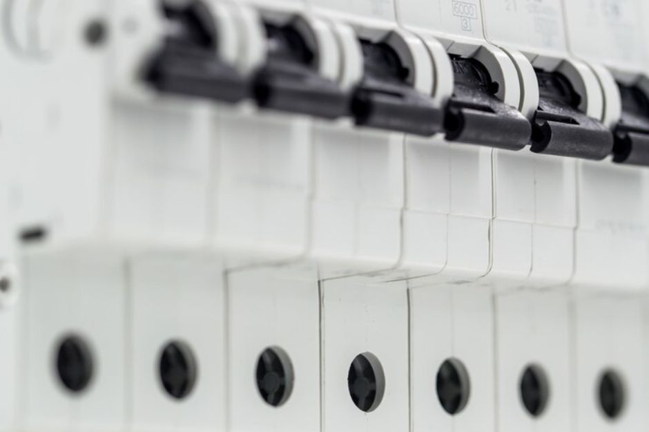 Which Do You Need Conventional Switches Or Modular Switches?