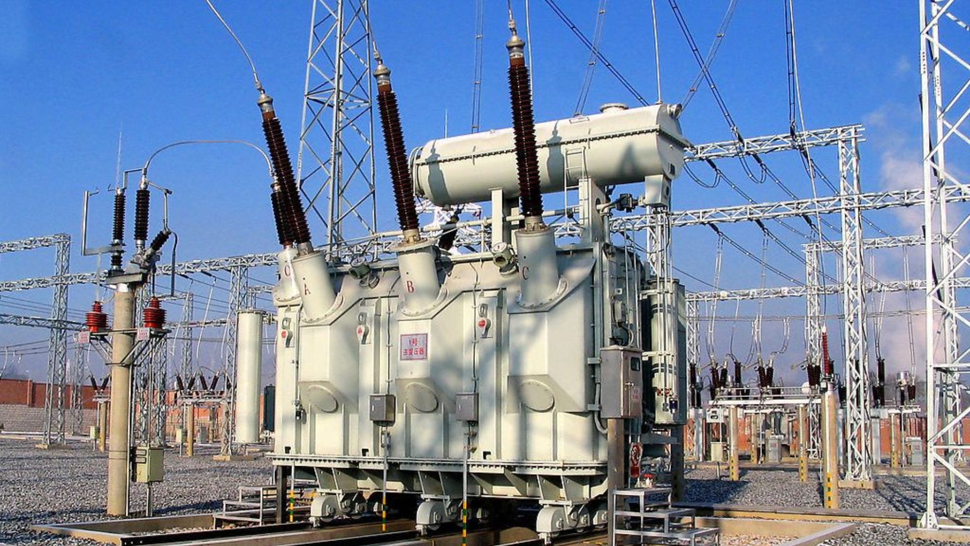 What Factors Should I Keep in Mind While Evaluating Transformer Suppliers
