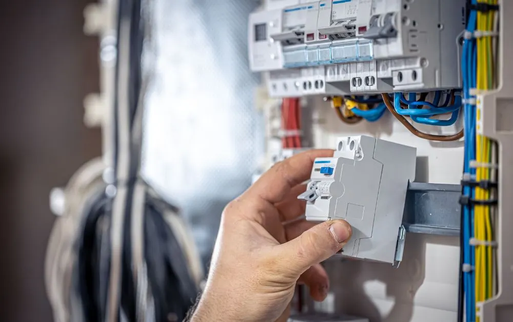 Why Opt for High-Quality Electrical Switchgear in UAE?