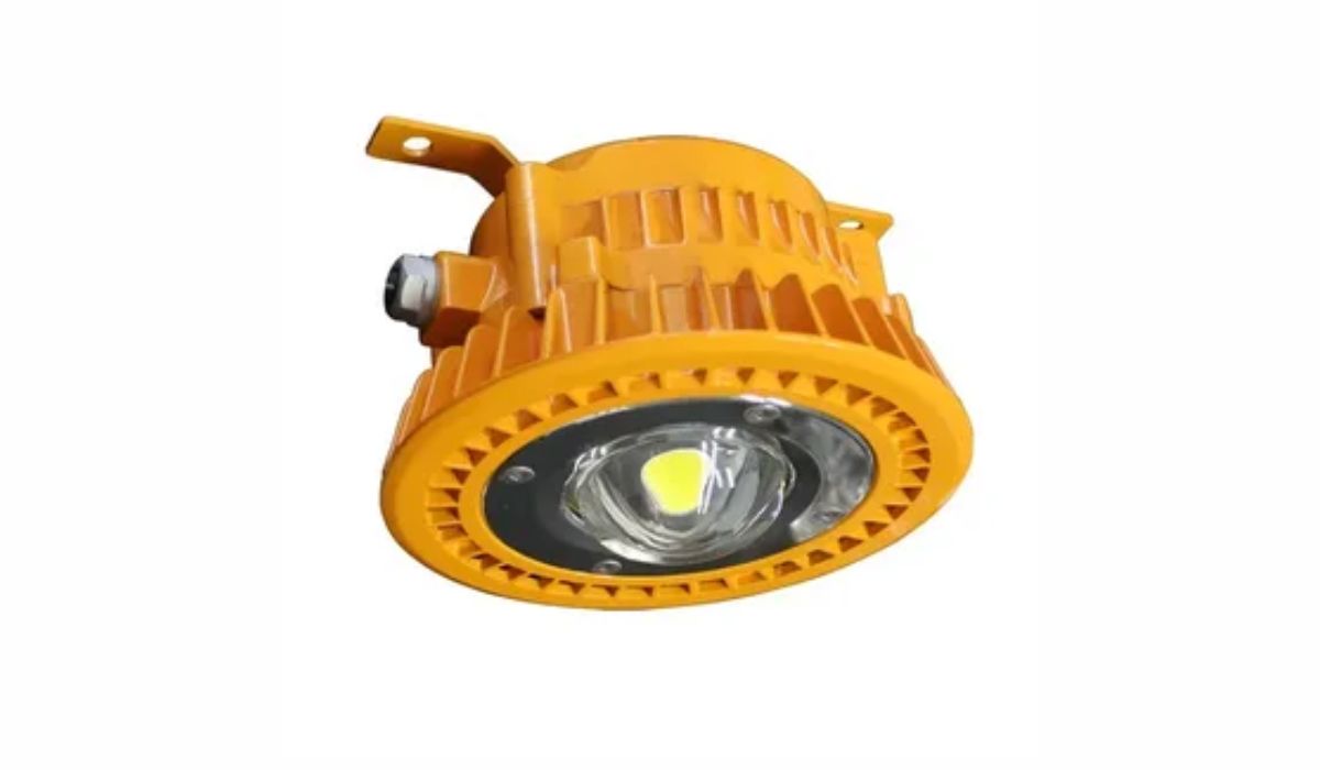 Types of Explosion Proof Lights: Choosing the Right One for Your Industry